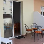 Diana Townhouse 2 *